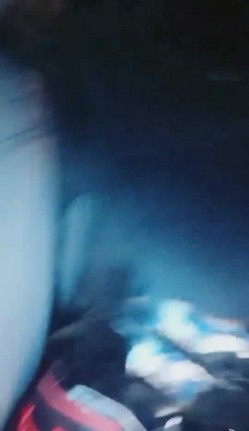 模特身材时尚性感美女主播晚上和粉丝在户外工地啪啪外面实在太冷了鸡巴硬不起只好车震 截图7
