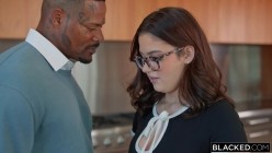 NEW.Blacked.Irresistible.Cutie.Ellie.Nova.Gets.Filled.Up.By.BBC.cute.bigass.bigtits.naturaltits.bigblackcock.facial.hardcore.doggy.rider.painmore.mp4 截图4
