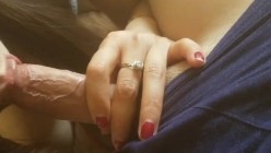 约艹已婚少妇最有味道，别人的老婆在胯下吃鸡的快感 很上脑！ 截图8