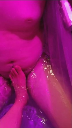 莞式服务高手福州御姐【星星】露脸性爱自拍，名不虚传声音技术天花板的存在，看硬了，对话也淫荡～ 截图9