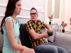 Step.Siblings.Caught.27.2023.Nubiles.720p.mp4 截图11
