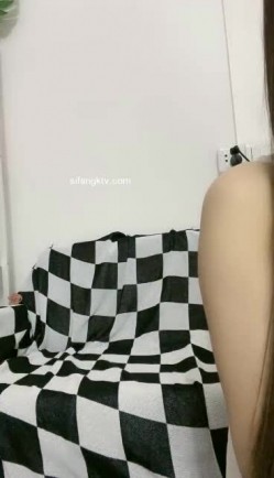 校花下海！【房琪】清纯，看一眼就恋爱了，身体展示 据说真的是大学生兼职，大极品待土豪打赏 截图3