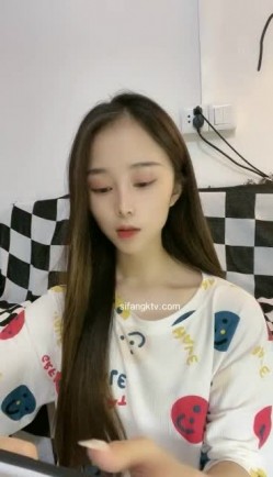 校花下海！【房琪】清纯，看一眼就恋爱了，身体展示 据说真的是大学生兼职，大极品待土豪打赏 截图11