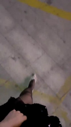 户外日常~【黛西老师】网吧大胆自慰~道具震逼~按摩 吃鸡 啪啪秀 截图12