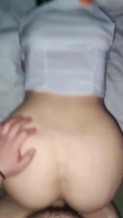 深夜后入大奶丰臀超骚的小女人小嘴塞满大鸡巴，撅着屁股舔菊花 无套爆操射在屁股上 截图13
