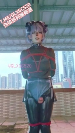 奶茶不加糖 国产极品人气TS，最新定制【完整版】长片，狠狠机械奸&胶衣母猪捆绑在天台露出寸止 截图6