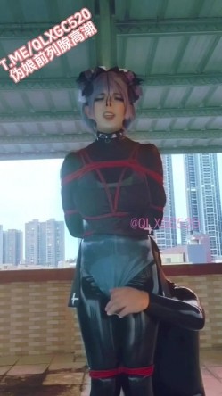 奶茶不加糖 国产极品人气TS，最新定制【完整版】长片，狠狠机械奸&胶衣母猪捆绑在天台露出寸止 截图7