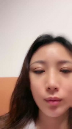 湖南乡村，留守寂寞小少妇，【终于尼】，长得有几分姿色，村花的寂寞谁懂？小逼逼水汪汪流不停 截图3