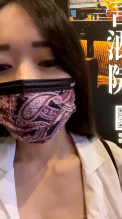 泡良大神性爱救火队「Xinyimark 」OF日常约炮露脸私拍 众多良家学生模特网红拜倒在炮王牛仔裤下 截图3