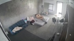 黑客破解家庭网络摄像头偷拍住毛坯房的年轻情侣疯狂做爱有时一天做爱几次 截图5