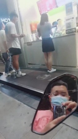 【婷婷小姐】，欲女养成记，坐标上海，酒店塞跳蛋，广场，公园，沪上阿姨果茶店，刺激的夹腿 截图1