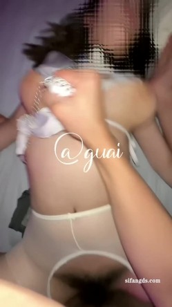 顶级身材高挑大长腿淫荡小姐姐『guai老师』被土豪老板各种蹂躏爆操，肏肿小穴颜射小嘴，被操爽了白浆直流 截图6