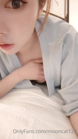 台湾天然美胸熟女人妻中出女王「Jixxielee」「骚猫儿」OF私拍 截图3