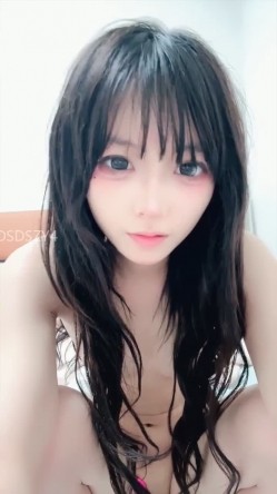 ️猫系校花女神【乖乖饱饱】超级漂亮 裸舞 道具 爽死 截图7