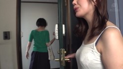 LULU-222 透けパンデカ尻叔母さんの無自覚挑発に乗せられデカチン即ハメでイキ果てるまで鬼ピストンしまくって何回も中出しした。 中野真子 截图1