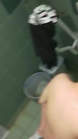 偷拍大神KTV女厕神作饥渴情侣胆大包天厕所激情性爱 极限满足偷窥欲望！ 截图11
