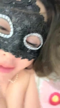好屌一定要和闺蜜分享，【妩媚少妇】，坐标上海，姐妹花一起做爱，两个风骚漂亮的少妇，正是性欲最旺盛的时刻，满足了 截图13