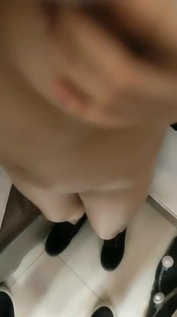 每天的快乐就是吃鸡，跨下巨乳女友的陪伴性福每一天，自慰啪啪58V 合集！ 截图4