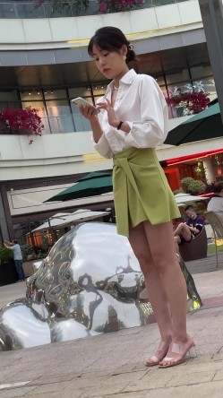 抄底大师KingK重磅三期，步行街万象城美女如云CD超多极品小姐姐裙内骚丁透明蕾丝边超级炸裂 截图7