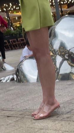 抄底大师KingK重磅三期，步行街万象城美女如云CD超多极品小姐姐裙内骚丁透明蕾丝边超级炸裂 截图15
