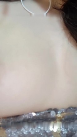 高颜值丰满少妇【娜娜】和炮友双人啪啪，后入猛操上位骑乘毛毛浓密 截图13