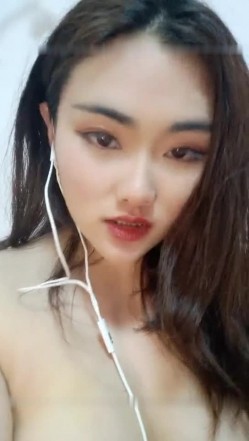 高颜值丰满少妇【娜娜】和炮友双人啪啪，后入猛操上位骑乘毛毛浓密 截图16