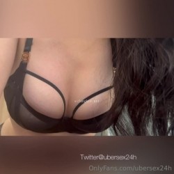 最新爆火推特约炮大神【深海杀人鲸 小张历险记】订阅私拍，超多人前女神私下反差的极品美女被大神拿捏爆操 截图11