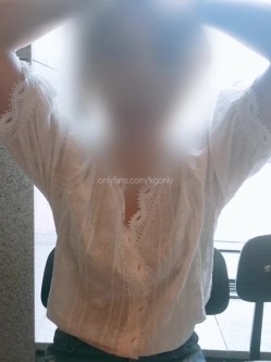 模特身材美腿亚裔一线天粉穴健身婊「kgonly」OF大尺度性爱私拍 绿帽3P、按摩推油、狂野车震 截图5