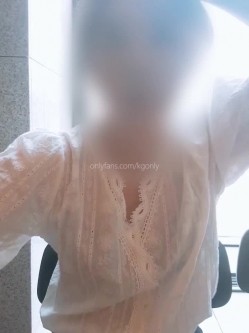 模特身材美腿亚裔一线天粉穴健身婊「kgonly」OF大尺度性爱私拍 绿帽3P、按摩推油、狂野车震 截图12