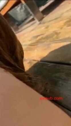 【网曝门事件】疑似前熊猫虎牙极品爆乳主播Lovely泳池打炮性爱私拍流出 无套插入 巨乳翘挺 高清720P完整版 截图6