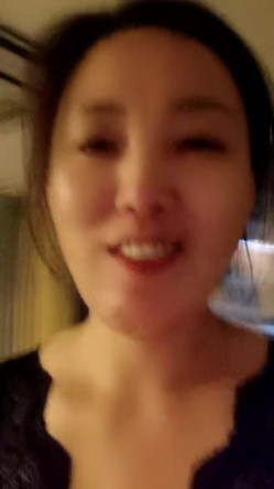 极品人妻！刺激，【放肆的小水娃】，真实良家，标准的贤妻良母，厨房搔首弄姿 截图11