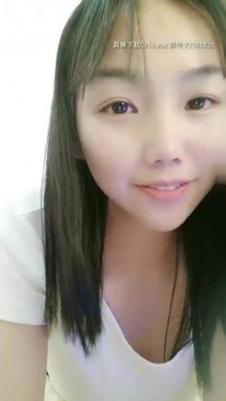 高颜值甜美白衣萌妹子来大姨妈厕所露粉奶掰穴，性感黑丝翘屁股掰开特写揉奶晃动非常诱人 截图16