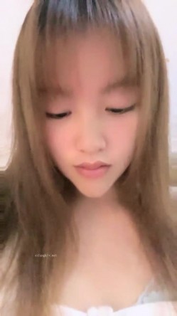 极品人妻！【果味果冻】男人熟睡后，偷偷播脱光光，相当哇塞，牛逼，也不怕老公醒来揍她，刺激 截图7