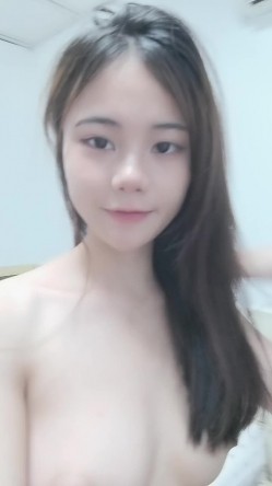 极品美乳超棒身材！新人妹妹初下海！外表文静乖巧，蜜桃美臀，骑乘位扭来扭去，幸福胖哥让人羡慕 截图6