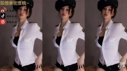 【斗鱼现役网红主播 南妹儿】女神的颤抖 整个奶子都要抖出来了 热舞走光被封合集 截图13