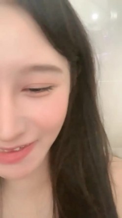 近期最火的女神，【樱桃】，【上】，舞蹈专业出身，明星级别颜值，极品美乳，小逼逼真干净，硬盘必备 截图2