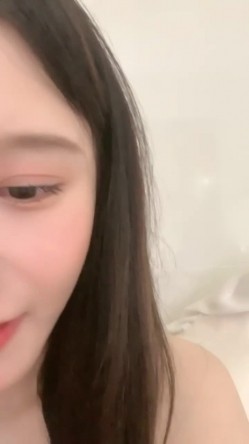 近期最火的女神，【樱桃】，【上】，舞蹈专业出身，明星级别颜值，极品美乳，小逼逼真干净，硬盘必备 截图3