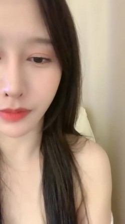 近期最火的女神，【樱桃】，【上】，舞蹈专业出身，明星级别颜值，极品美乳，小逼逼真干净，硬盘必备 截图12