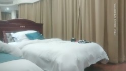 探花朗李寻欢_代班上场长发可爱甜妹，情趣装撅屁股口交，后入抽插妹子受不了用手摸B 截图16