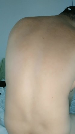 超级敞亮的妹子跟大哥啪啪性爱，全程露脸多体位爆草蹂躏，浪叫呻吟69口交舔逼玩弄，表情好骚淫声荡语不断 截图5