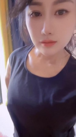 御姐女王范会所金牌技师，重庆巨乳小尤物【婉儿】特色性爱服务，双飞吹拉弹唱一条龙爽翻天 截图7