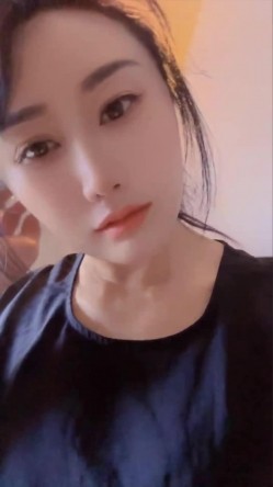 御姐女王范会所金牌技师，重庆巨乳小尤物【婉儿】特色性爱服务，双飞吹拉弹唱一条龙爽翻天 截图8