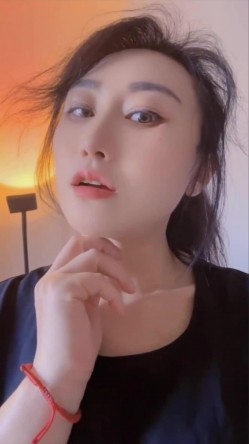 御姐女王范会所金牌技师，重庆巨乳小尤物【婉儿】特色性爱服务，双飞吹拉弹唱一条龙爽翻天 截图11