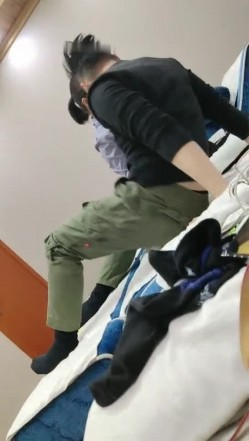颜值不错苗条妹子演绎按摩女郎给加钱要求啪啪上位骑乘抽插非常诱人 截图4