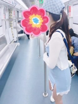 人气反差母狗 长腿女神级【露娜000】景区商场地铁人前极限露出啪啪啪 截图1