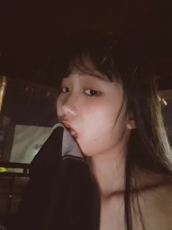 学生妹福利-清纯妹子网上兼职电报群收费福利-校园反差婊 截图14