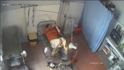 黑客破解乡镇医院妇产科 摄像头监控最佳角度高清偷拍阴蒂可见 最美年轻孕妇完结篇 眼镜男医生的抠穴圣手 截图5