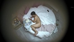 酒店偷拍 乖乖女学生掏出书包内藏的情趣黑丝疯狂深蹲爱拍摄胖男 截图6