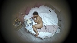 酒店偷拍 乖乖女学生掏出书包内藏的情趣黑丝疯狂深蹲爱拍摄胖男 截图13