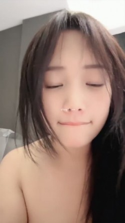 ️G奶女学生【e懒得喷】S狐狸精! 裸舞~脸穴同框道具自慰流白浆~全程高能 截图16